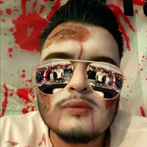 Meet your Posher, Aaron